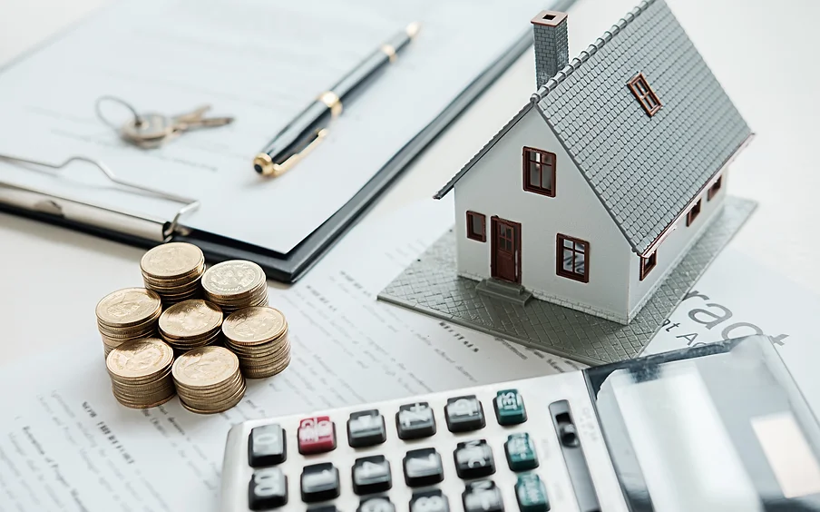 House model with real estate agent and customer discussing for contract to buy house, insu House model with real estate agent and customer discussing for contract to buy house, insu